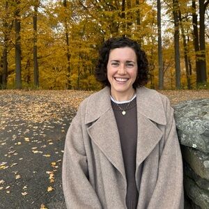 Meet your Posher, Claire